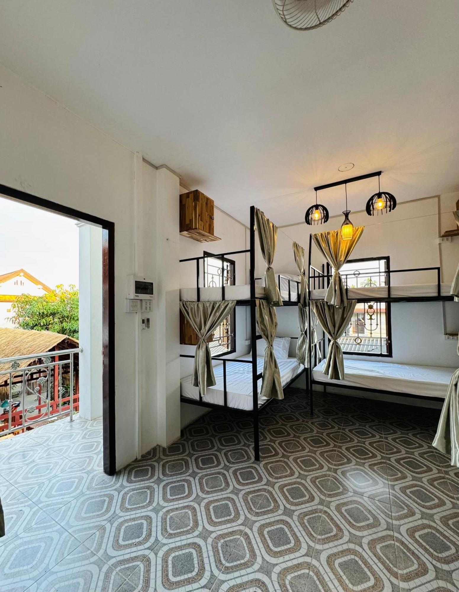 Sabai Sabai Backpackers Hostel Luang Prabang Exterior foto