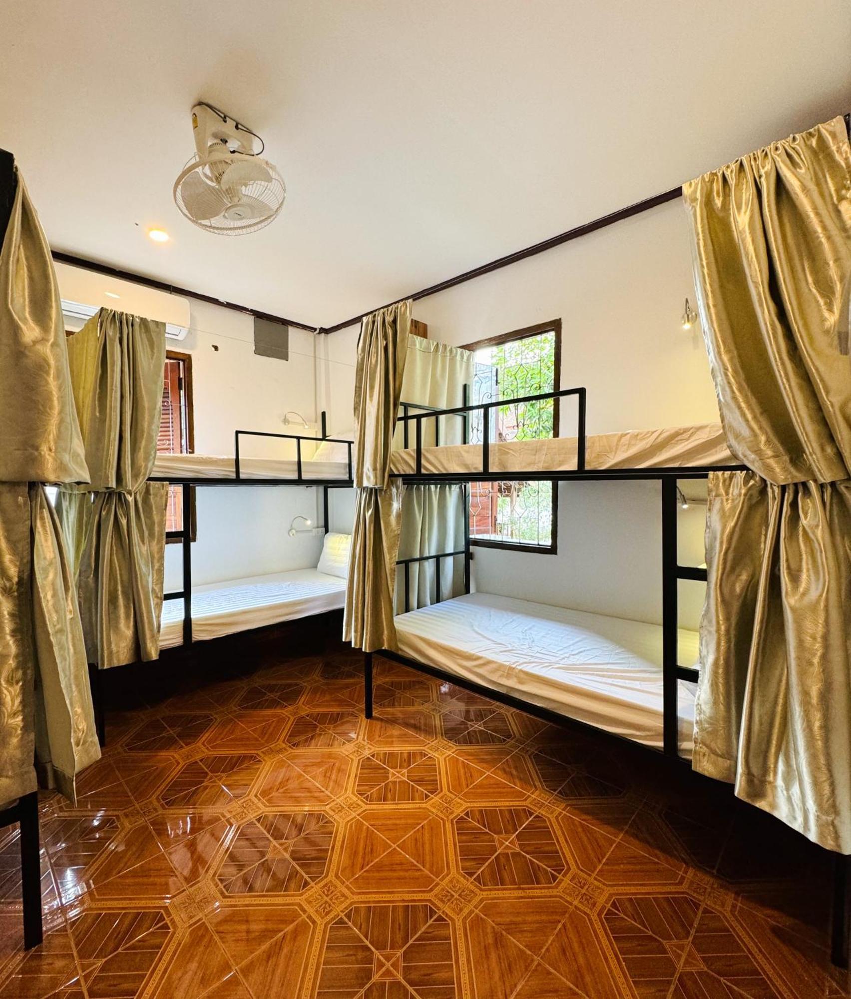 Sabai Sabai Backpackers Hostel Luang Prabang Exterior foto